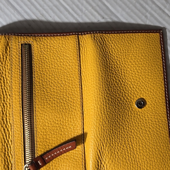 Dooney&bourke Wallet - Picture 7 of 7